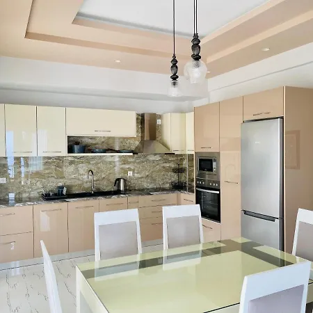 Jb Apartment *