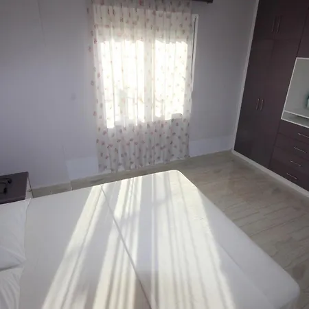 Jb Apartment